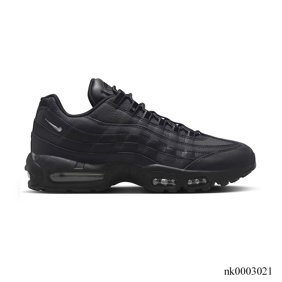 AM 95 Jewel Triple Black Shoes Sneakers - nk0003021 image