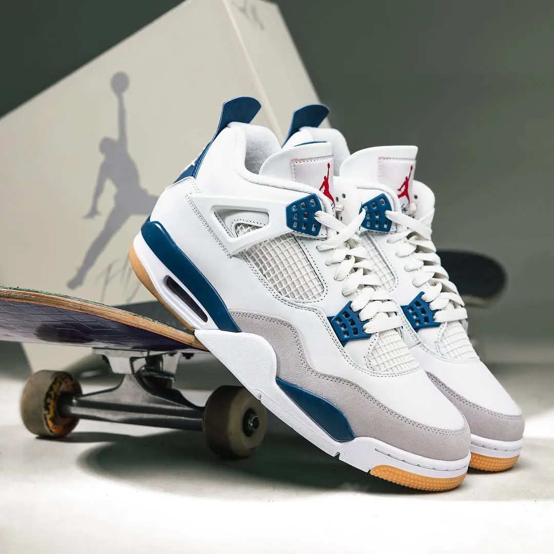 AJ 4 SB Navy