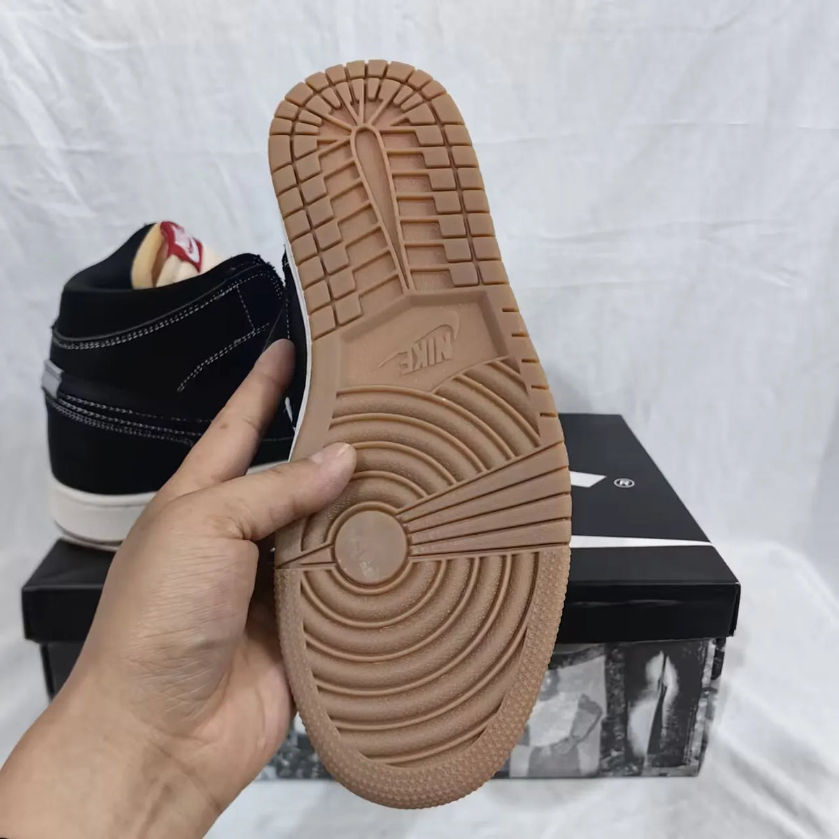 AJ 1 Retro High OG Flight Club Sneakers – nk0005229 image 29