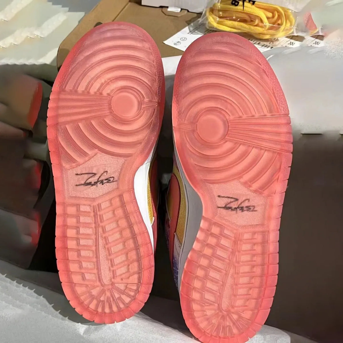 Futura x SB Dunk Low Shoes Sneakers - nk0004075 image 10
