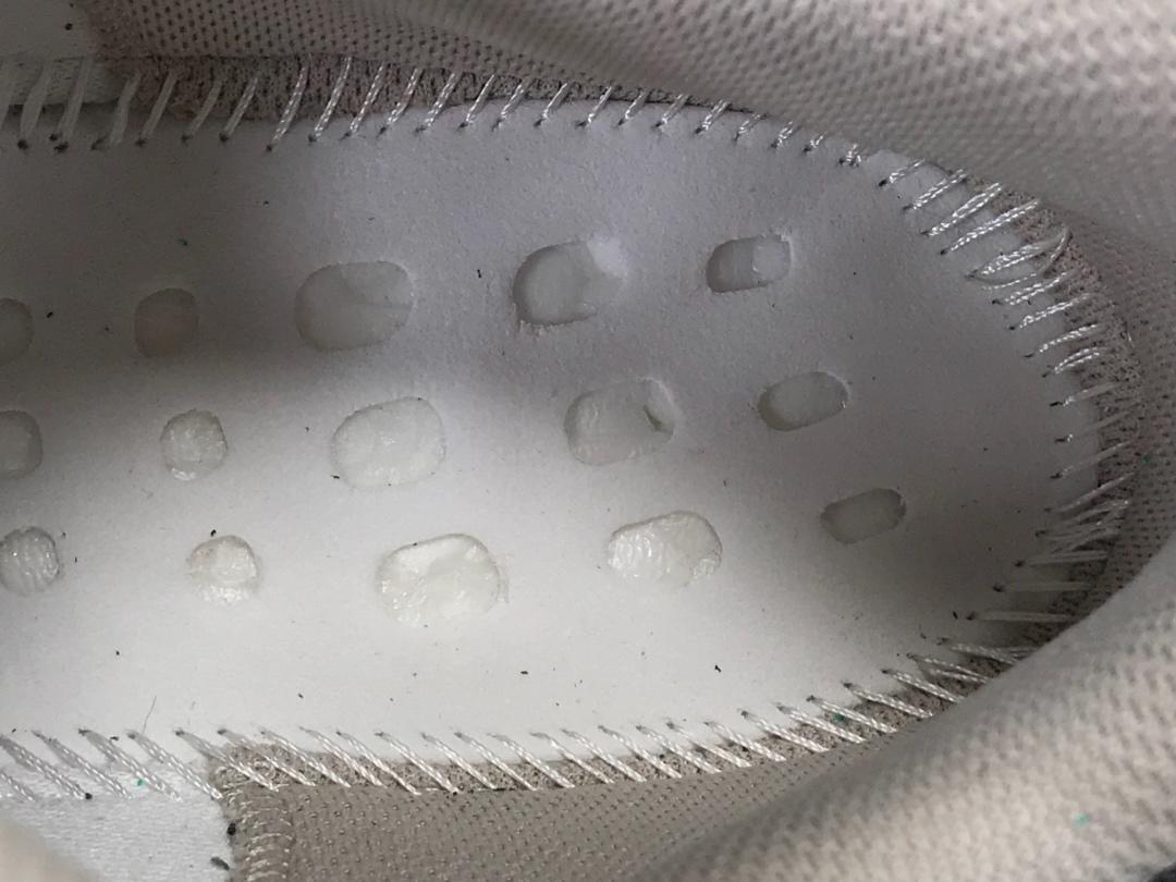 YzY Boost 700 V2 Tephra Shoes Sneakers - ad0000038 image 11