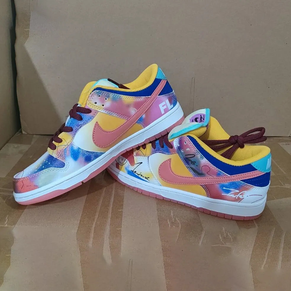 Futura x SB Dunk Low Shoes Sneakers - nk0004075 image 3