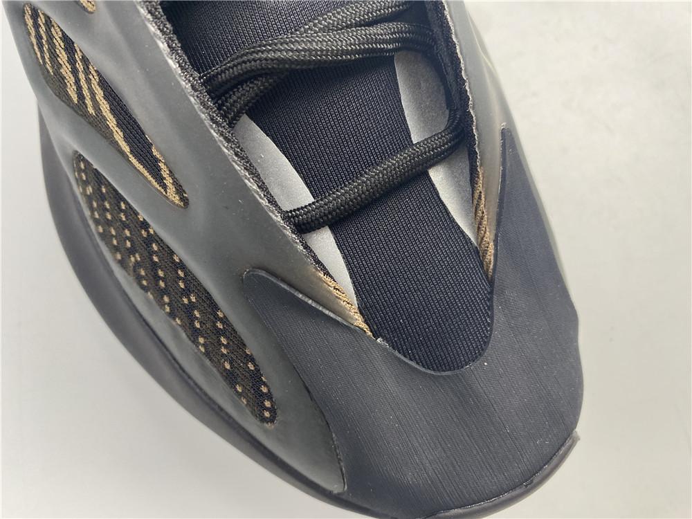 YzY 700 V3 Clay Brown Shoes Sneakers - ad0000323 image 6