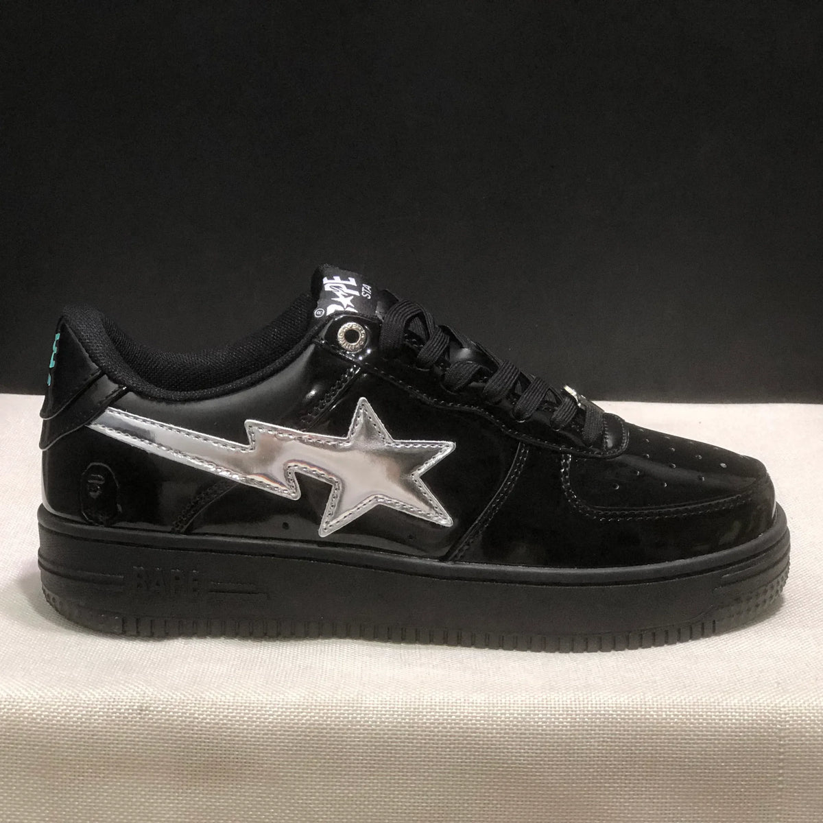 A Bathing Ape Bape Sta #2 Black White Shoes Sneakers - nk0005520 image 2