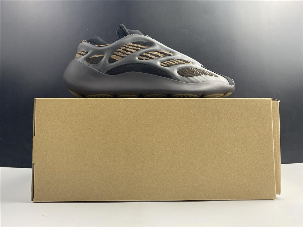YzY 700 V3 Clay Brown Shoes Sneakers - ad0000323 image 7