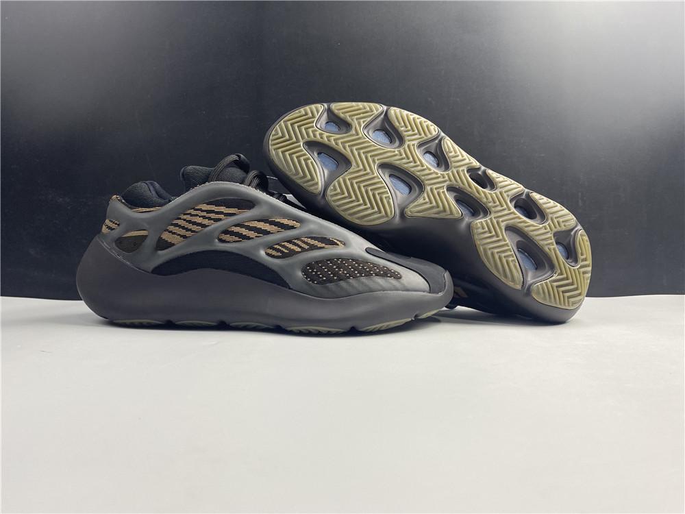YzY 700 V3 Clay Brown Shoes Sneakers - ad0000323 image 11