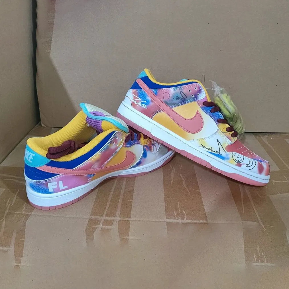 Futura x SB Dunk Low Shoes Sneakers - nk0004075 image 10
