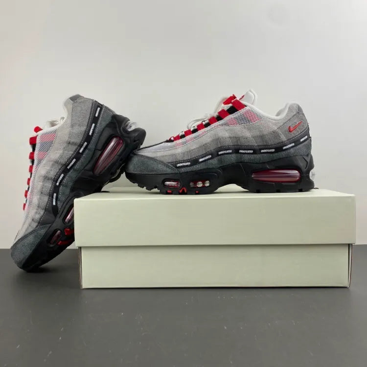 Undefeated x AM 95 'Tokyo Bright Crimson' Shoes Sneakers - nk0004949 image 3