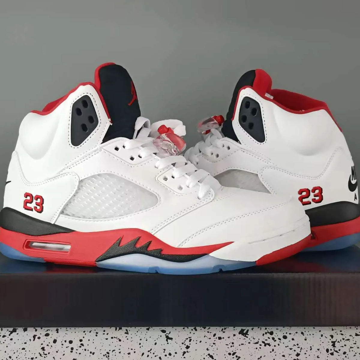 AJ 5 Retro OG "Fire Red" (Black Tongue) Shoes Sneakers - nk0005627 image 3