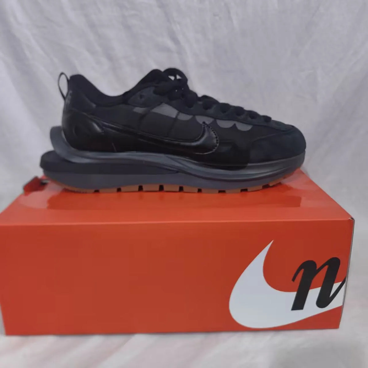 Vaporwaffle sacai Black Gum Shoes Sneakers - nk0001886 image 5
