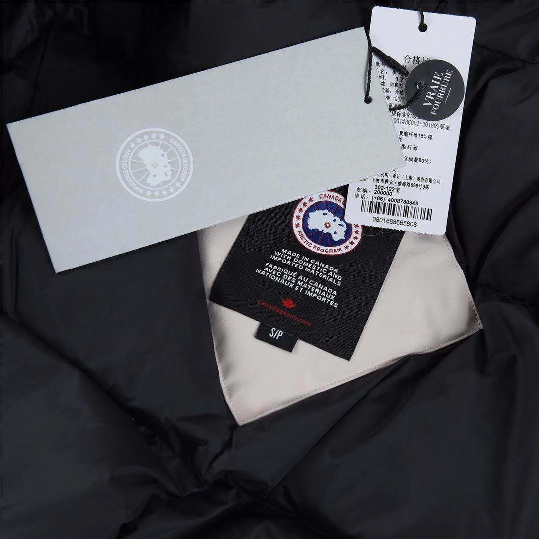 Canada Goose Down Jacket - CD0003