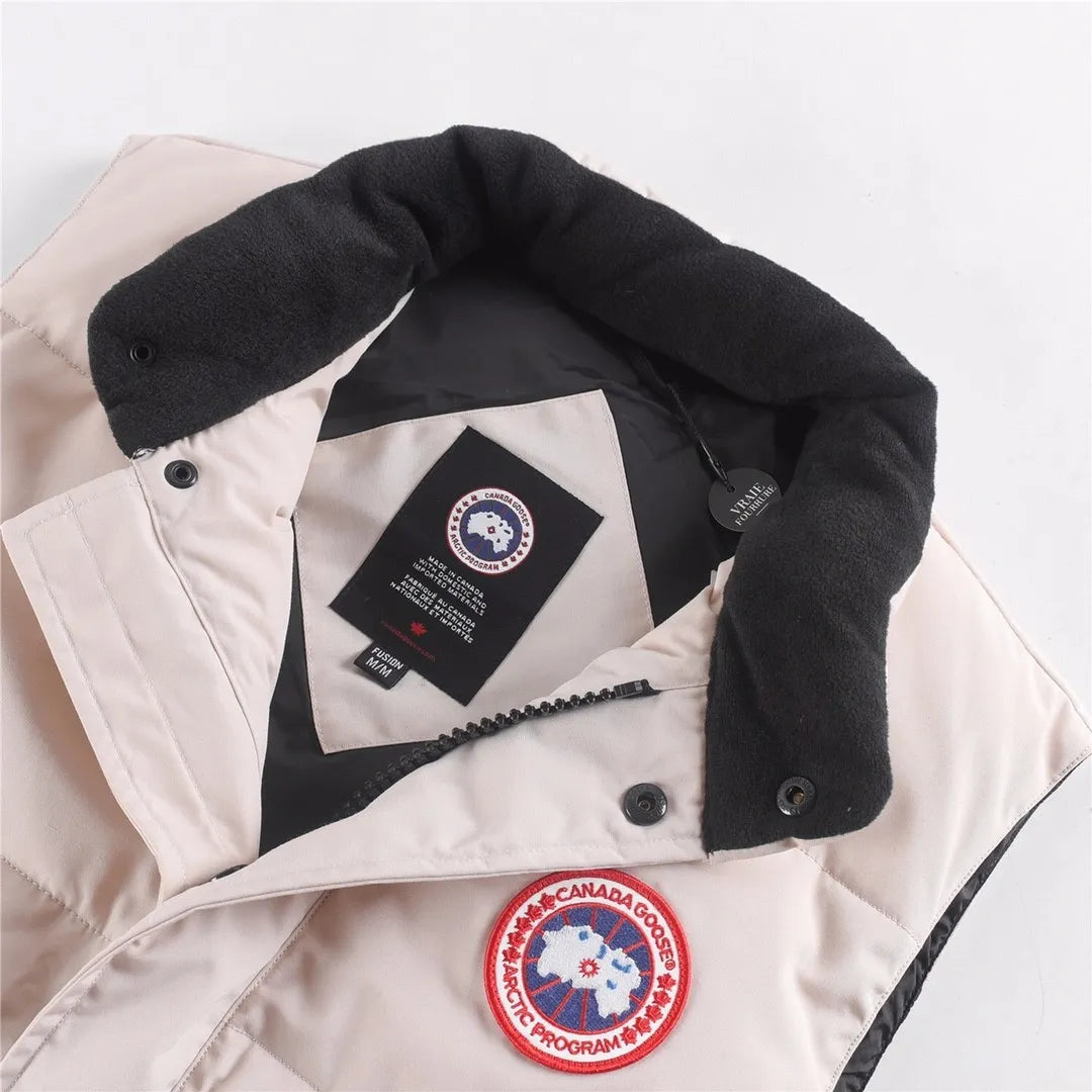 Canada Goose Down Jacket - CD0011