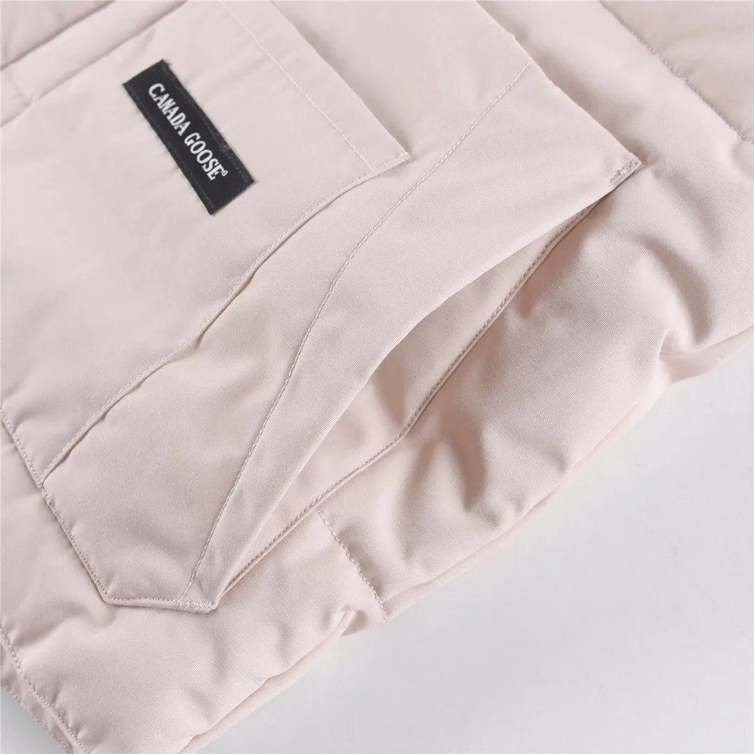 Canada Goose Down Jacket - CD0011