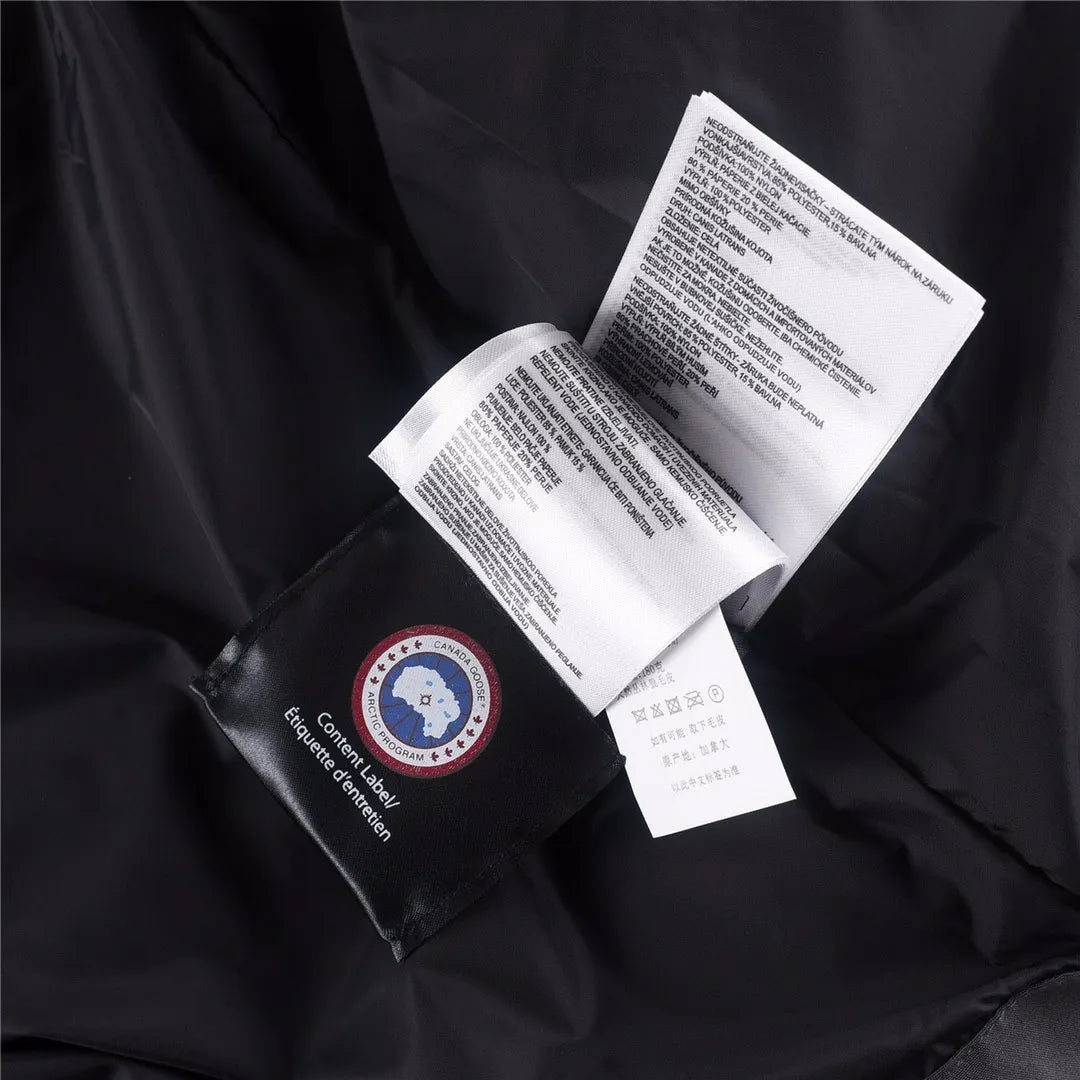 Canada Goose Down Jacket - CD0013