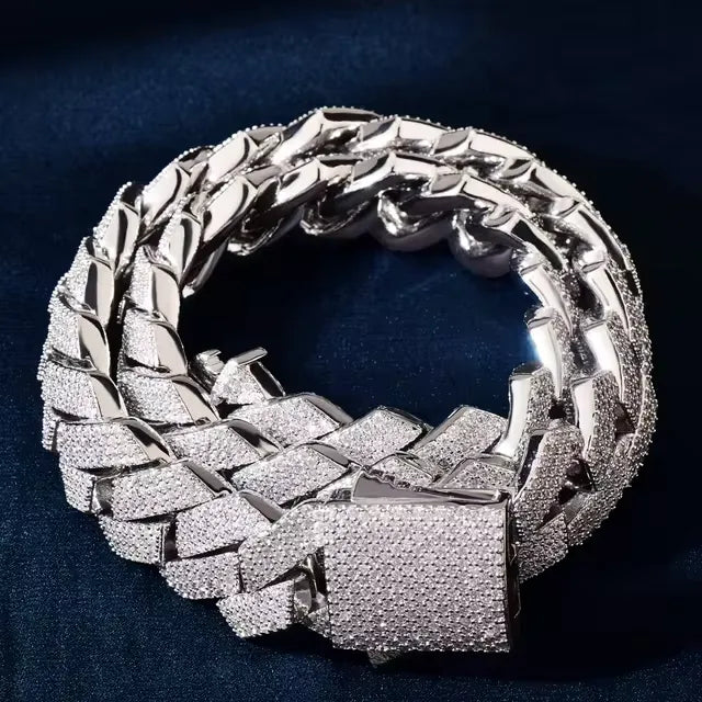 Miami Cuban Necklace image 3