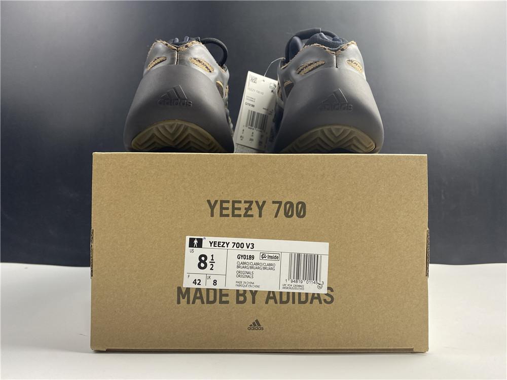 YzY 700 V3 Clay Brown Shoes Sneakers - ad0000323 image 13