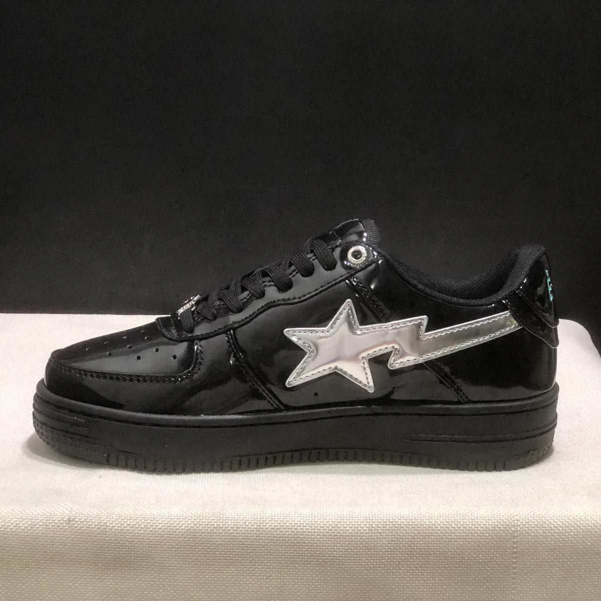 A Bathing Ape Bape Sta #2 Black White Shoes Sneakers - nk0005520 image 3