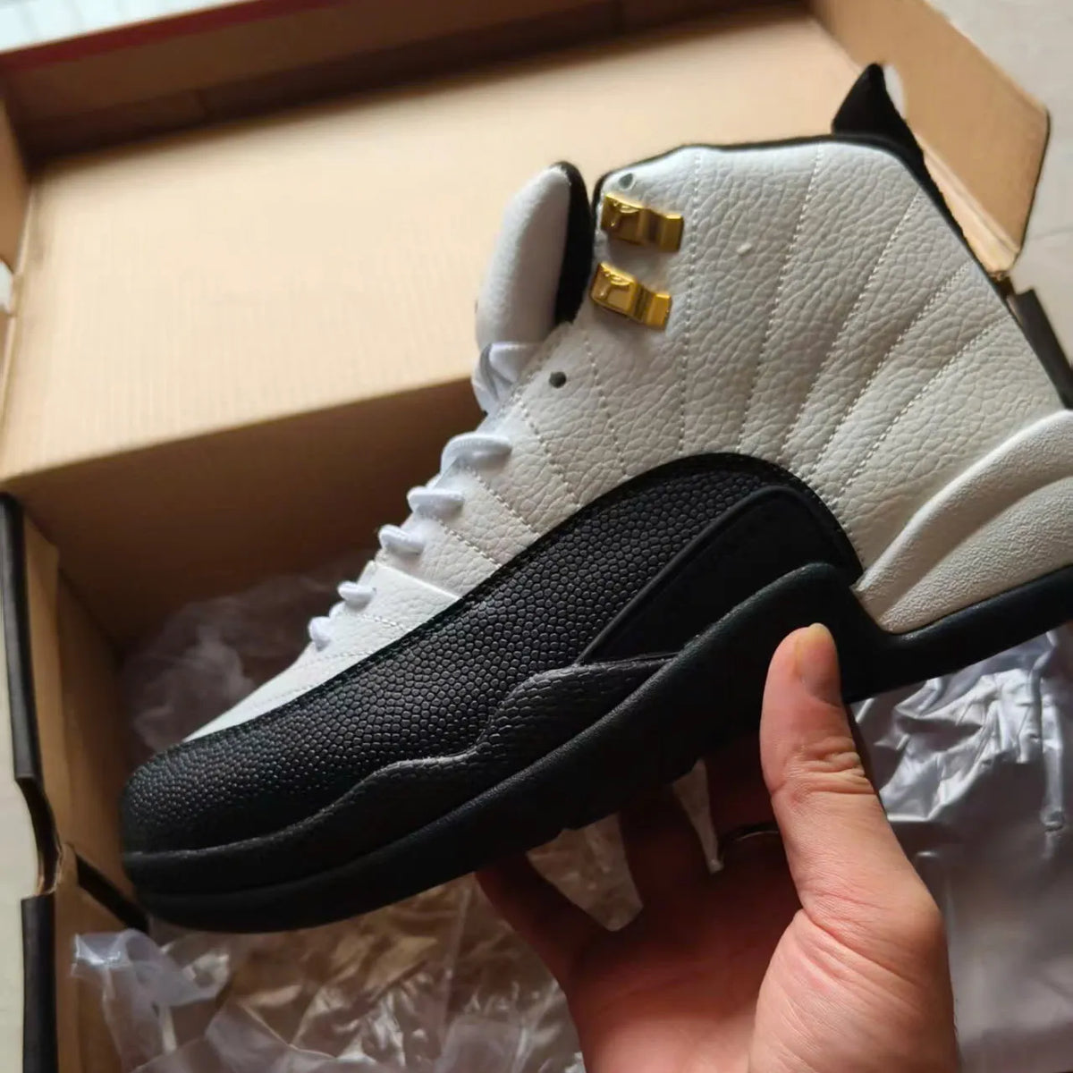 AJ 12 Taxi 2025 Shoes Sneakers - nk0004342 image 3