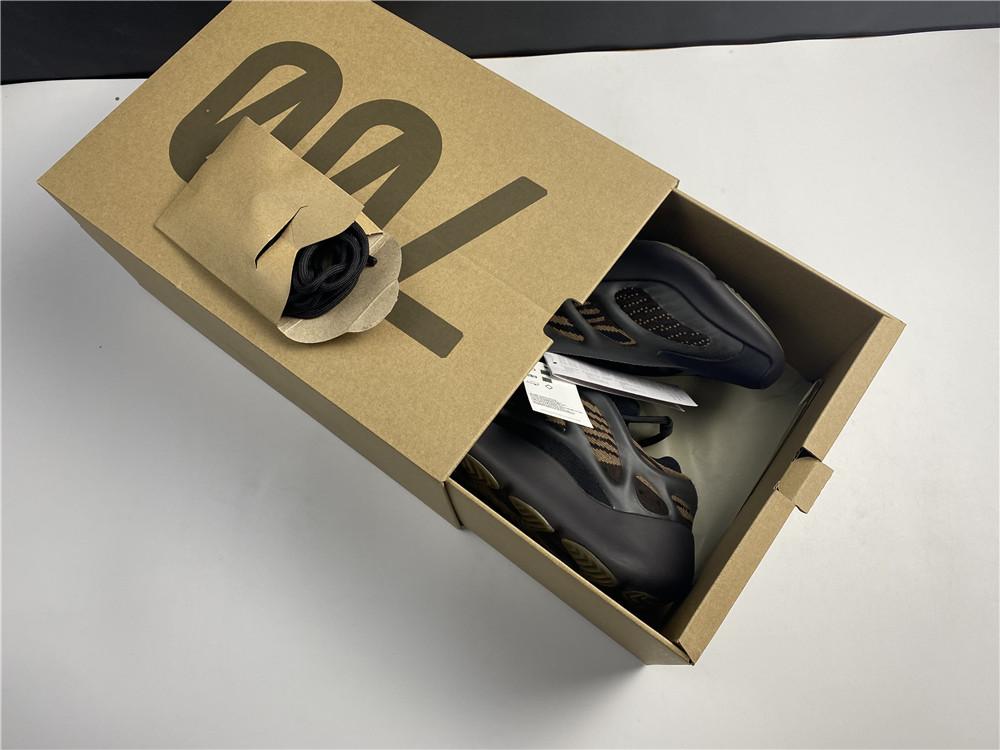 YzY 700 V3 Clay Brown Shoes Sneakers - ad0000323 image 5