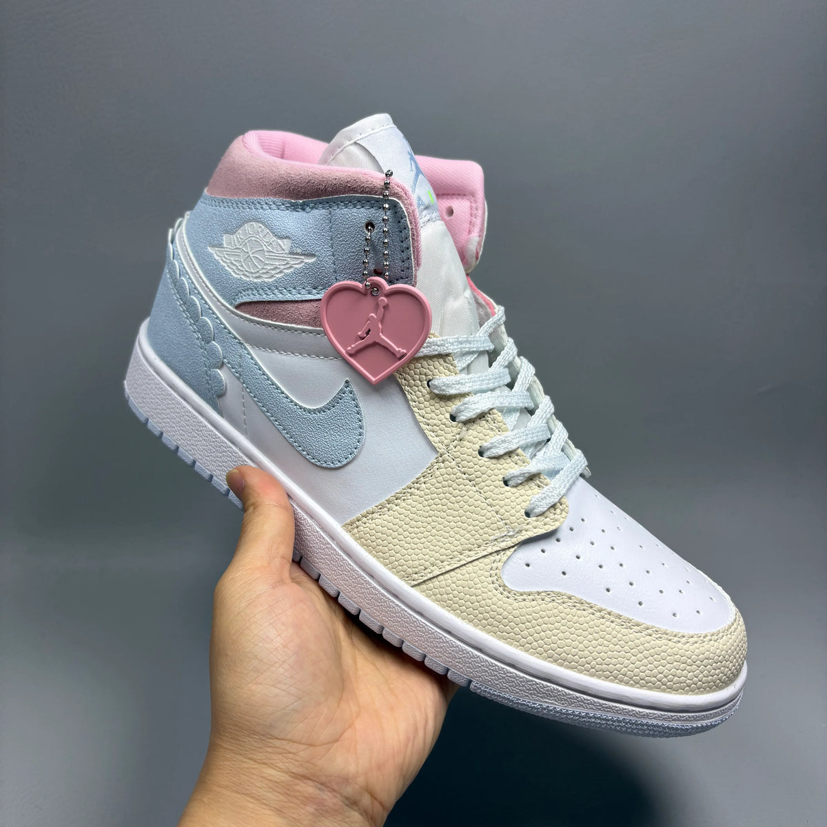 AJ 1 Mid SE Love Is In The Air/ Valentine's Day Shoes Sneakers – nk0005315 image 10