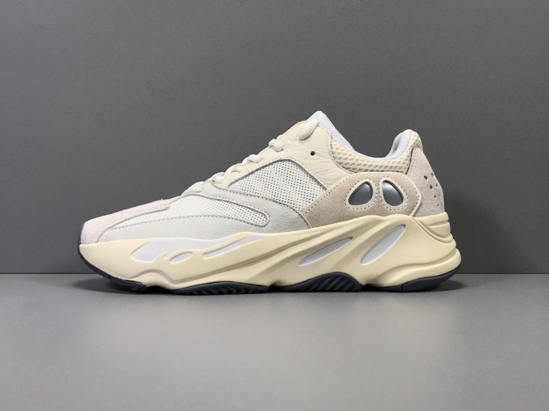 YzY Boost 700 Analog Shoes Sneakers - ad0000030 image 9