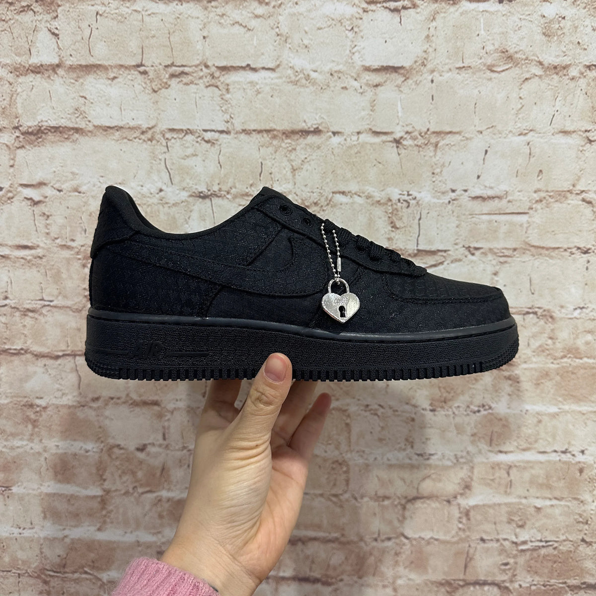 AF 1 Low Valentine’s Day Black (2026) Shoes Sneakers - nk0004954 image 7