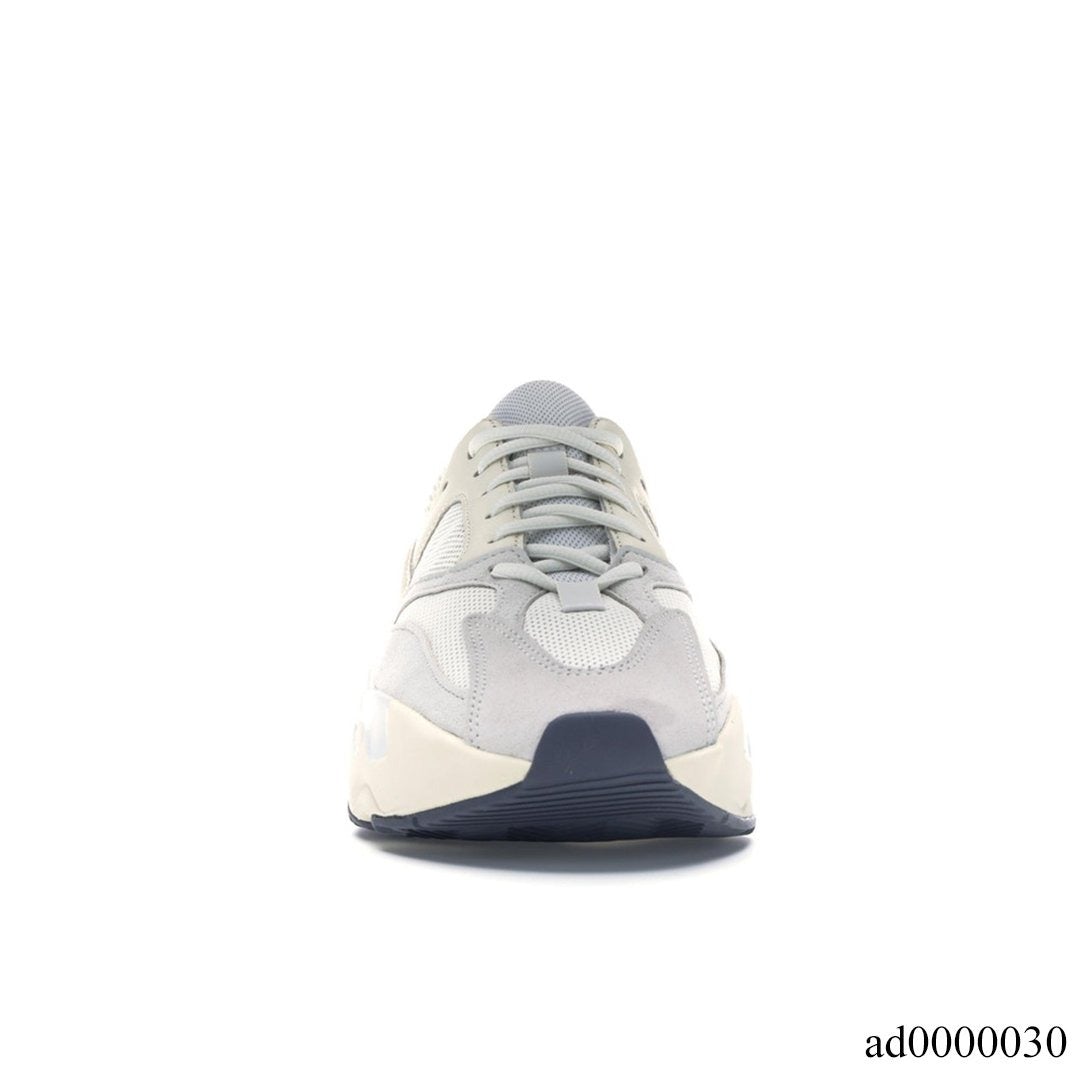 YzY Boost 700 Analog Shoes Sneakers - ad0000030 image 2