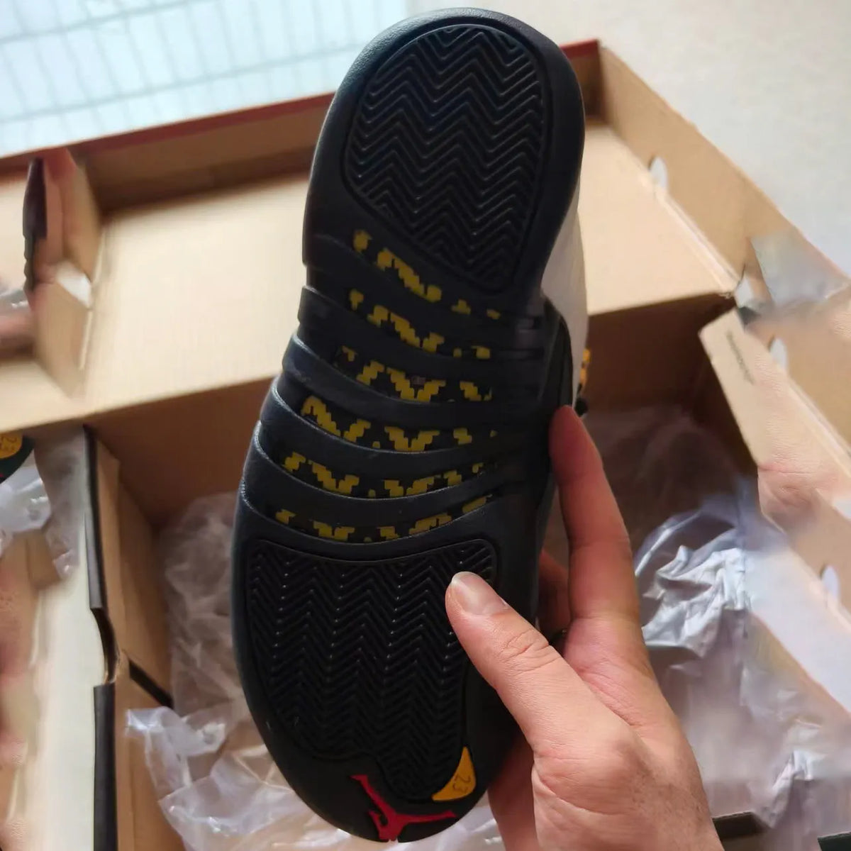AJ 12 Taxi 2025 Shoes Sneakers - nk0004342 image 9