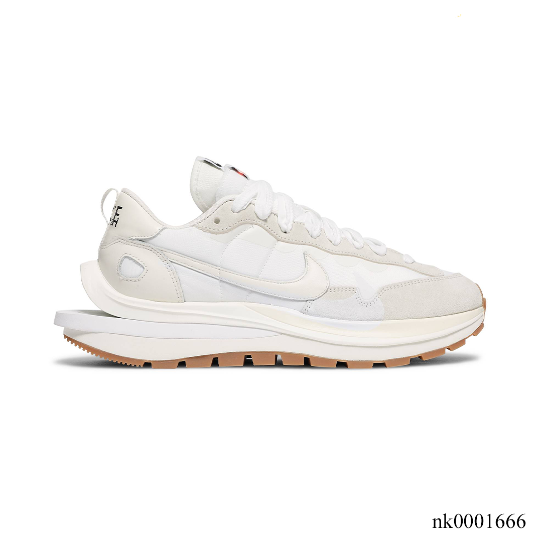 Sacai x VaporWaffle Sail Gum Shoes Sneakers - nk0001666 image