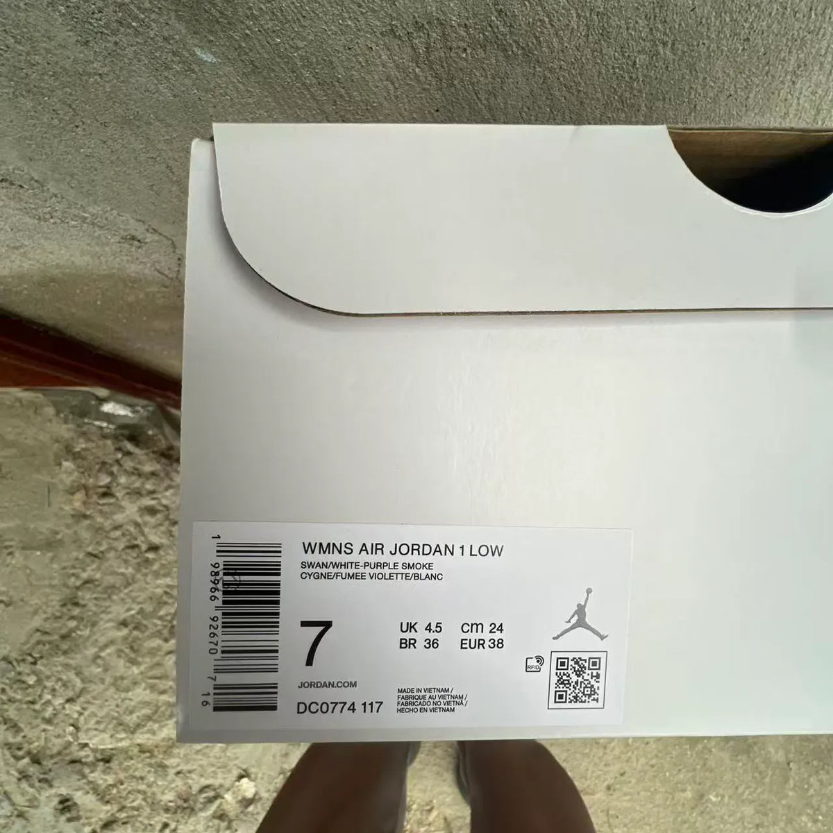 Air Jordan 1 Low "Swan" Shoes Sneakers – nk0005539