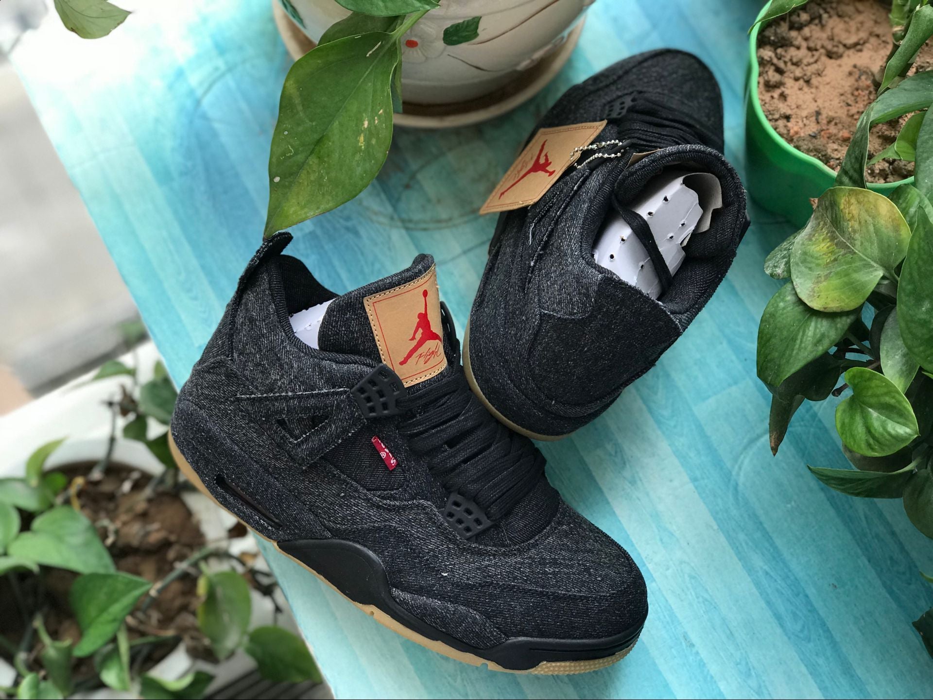 AJ 4 Retro Levi’s Black (Levi’s Tag) Shoes Sneakers – nk0000658