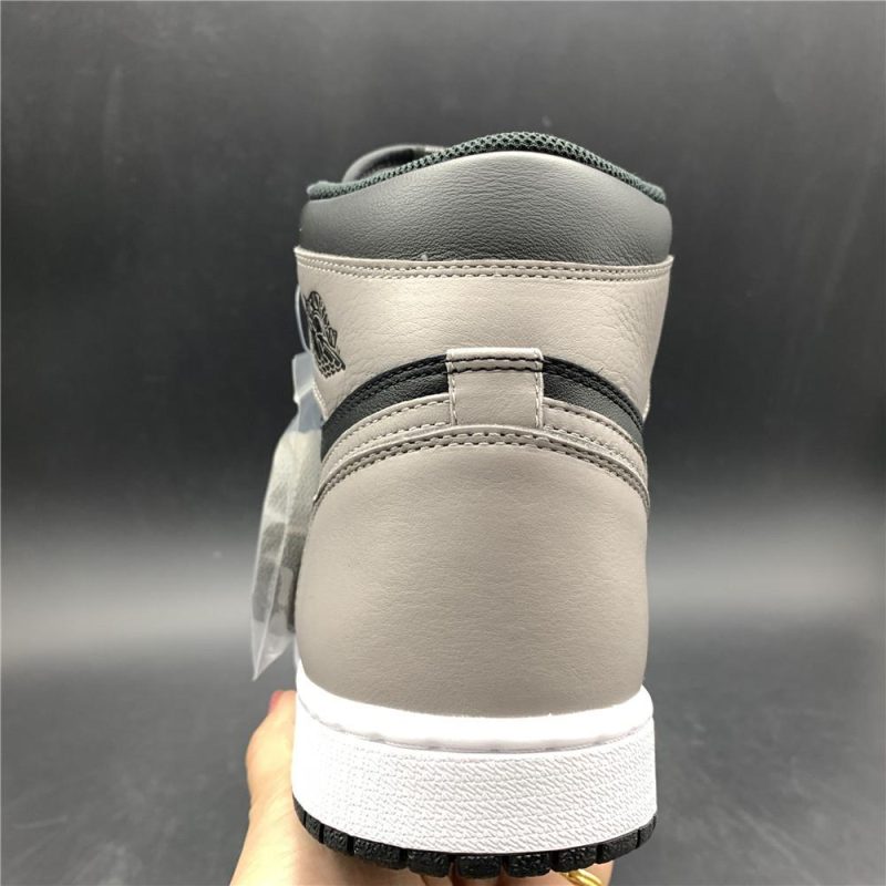 aj1 retro high shadow