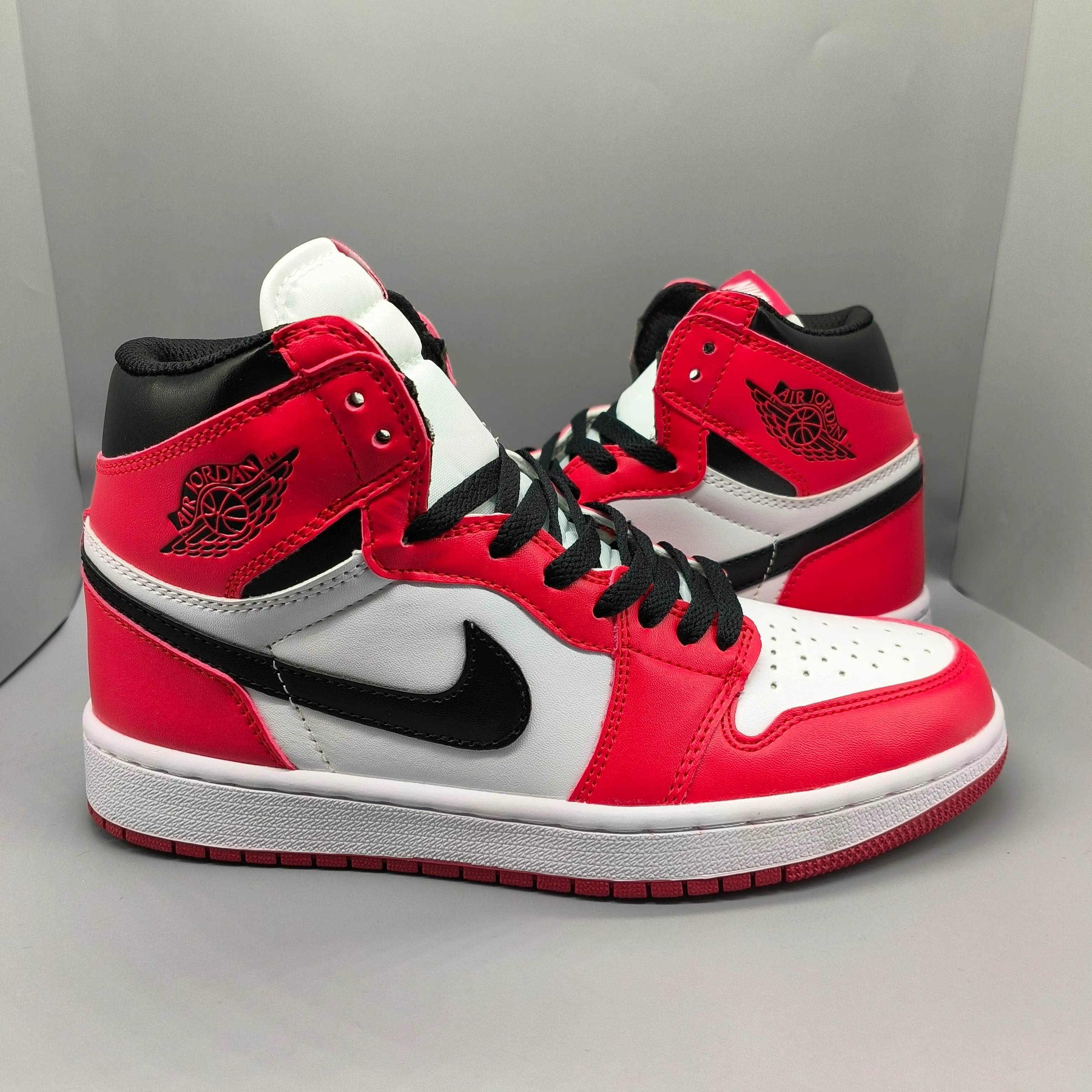 AJ 1 High OG Chicago Reimagined Shoes Sneakers - nk0002132 - Image 7