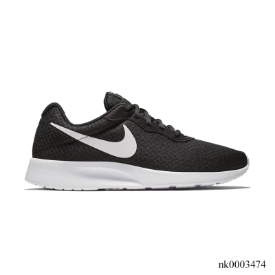 Roshe Black Shoes Sneakers - nk0003474