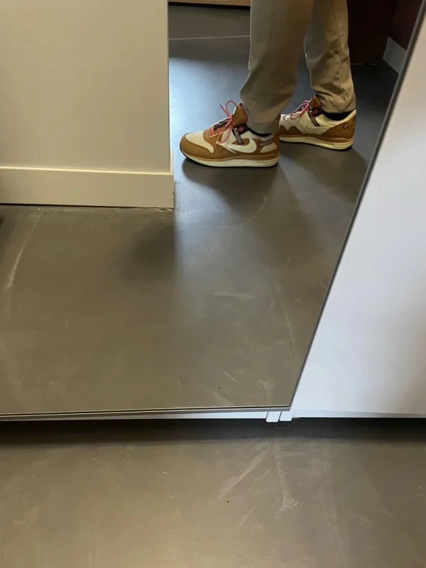 Image #1 from roy Beek van