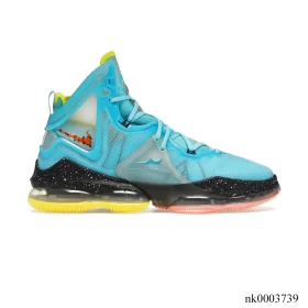 LeBron 19 Christmas Shoes Sneakers - nk0003739