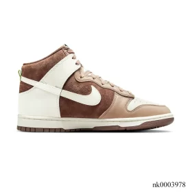 Dunk High Light Chocolate Shoes Sneakers - nk0003978