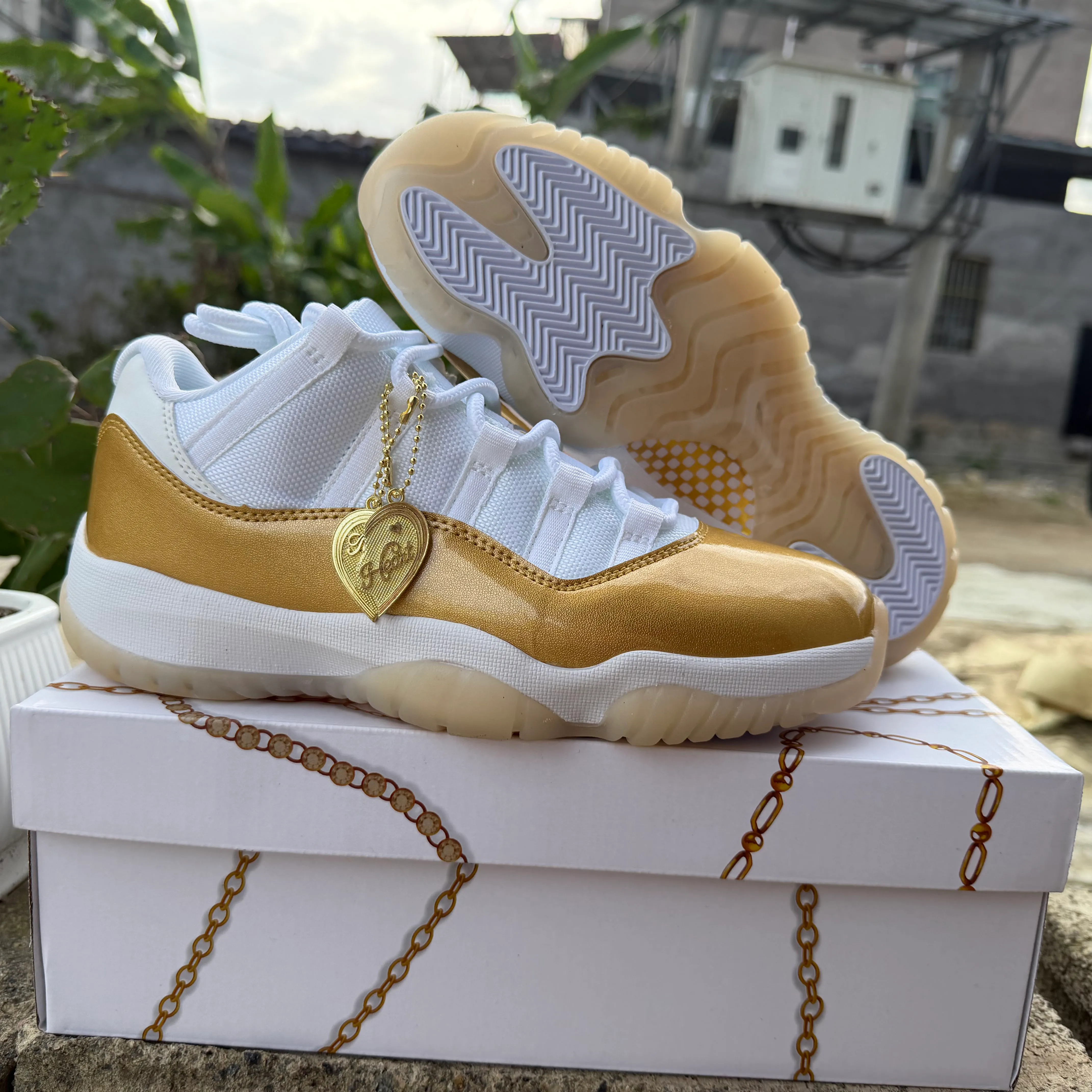 AJ 11 Retro Low Closing Ceremony Shoes Sneakers - nk0000625 - Image 4