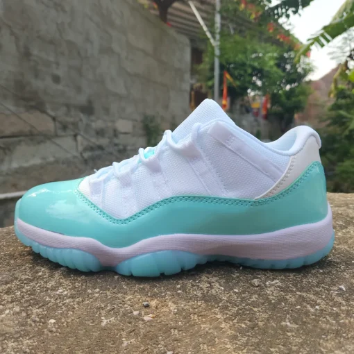 AJ 11 Low Igloo Shoes Sneakers - nk0004327 - Image 3