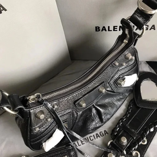 BLCG Le Cagole Shoulder Bag Black Aged Calfskin - 39 - bl0000039 - Image 7