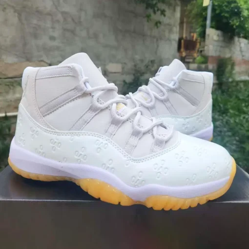Drake x AJ 11 OVO Monogram White Sample Shoes Sneaker - nk0004469 - Image 3
