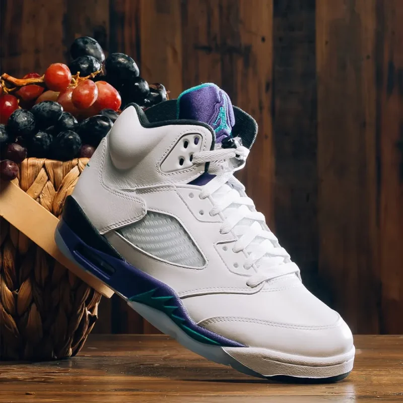 AJ 5 Grape