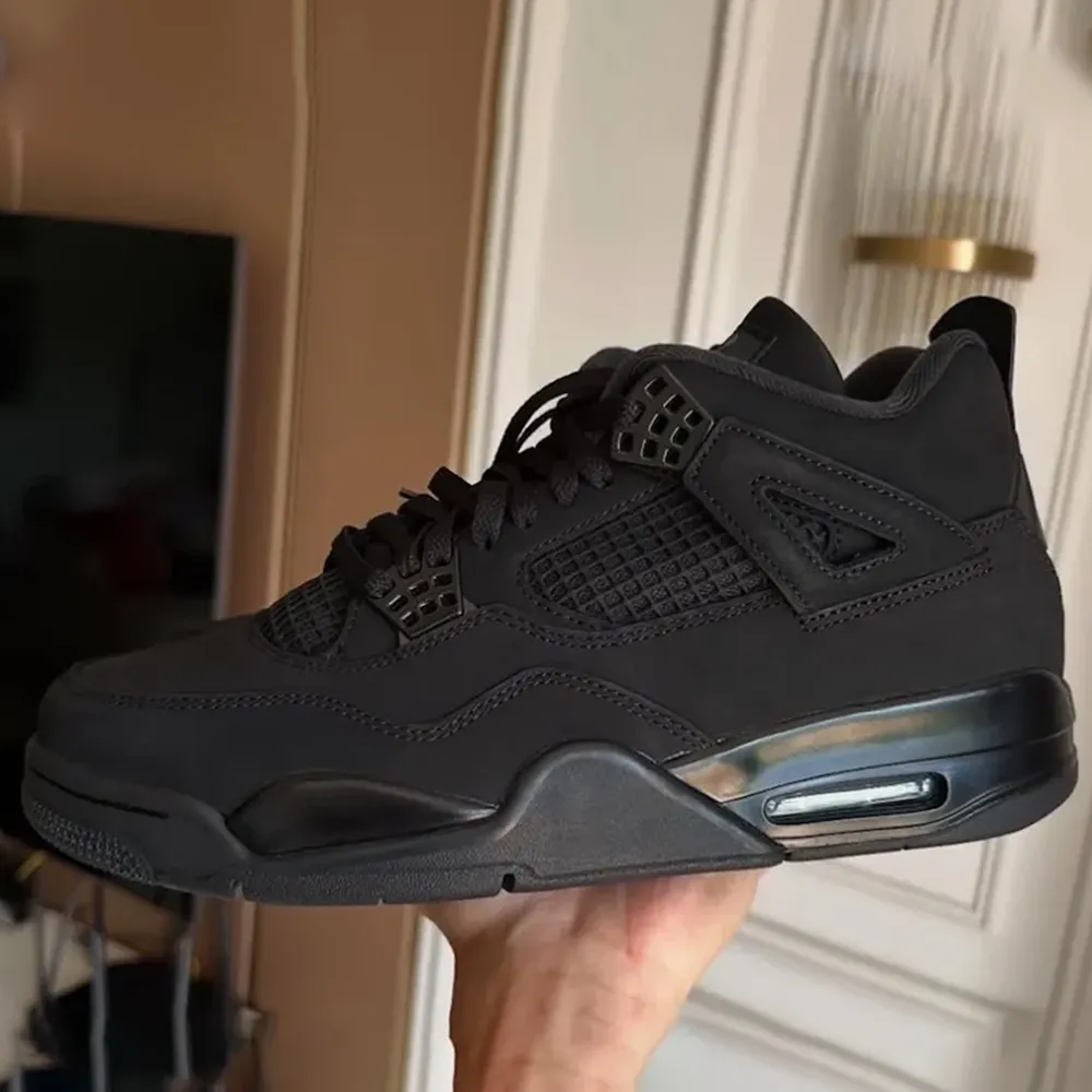 AJ 4 Black Cat