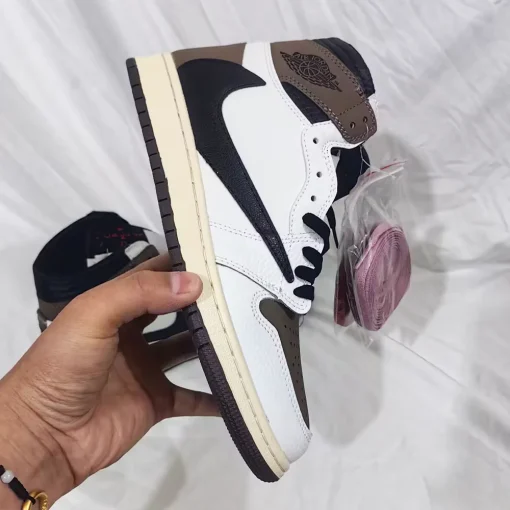 Travis Scott x AJ 1 High OG SP Reverse Mocha Shoes Sneakers – nk0004491 - Image 4