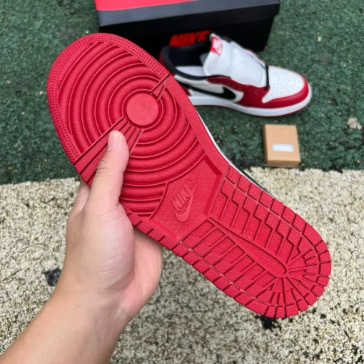AJ 1 Low OG Chicago (2025) Shoes Sneakers – nk0004503 - Image 8