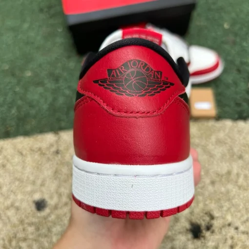 AJ 1 Low OG Chicago (2025) Shoes Sneakers – nk0004503 - Image 6