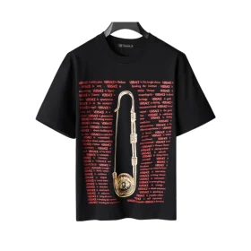 VS Medusa Safety Pin-print Cotton T-shirt in Black - vs0000087