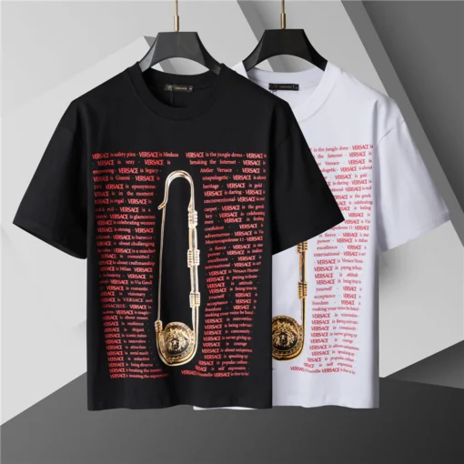 VS Medusa Safety Pin-print Cotton T-shirt in Black - vs0000087 - Image 4