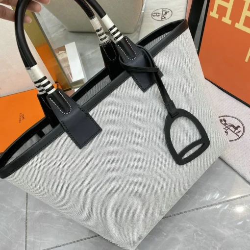 HM Steeple Black Bag - HM0002 - Image 10