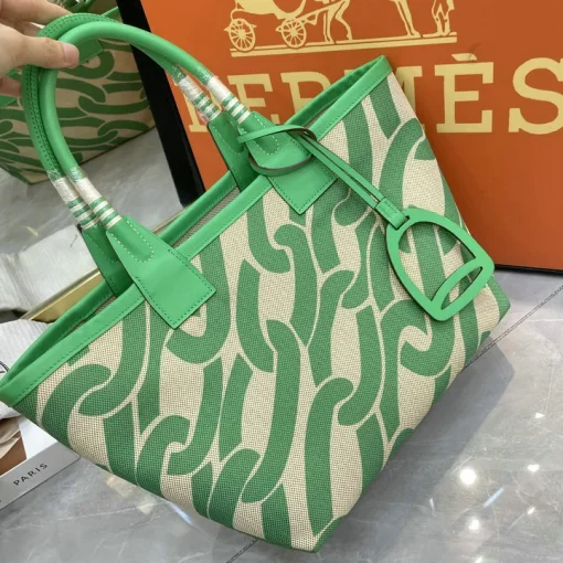 HM Steeple Printed Green Bag - HM0009 - Image 4